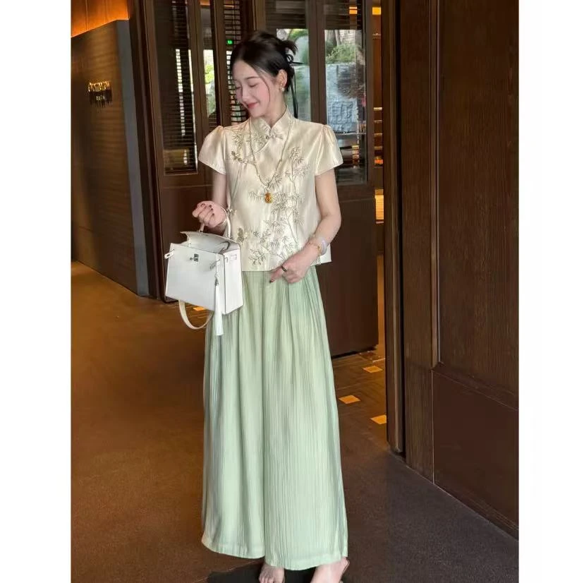 新中式气质国风刺绣短袖上衣女装2025宽松显瘦