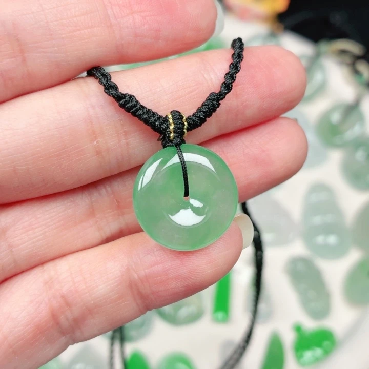 颈饰未镶嵌翡翠缅甸天然A货翡翠