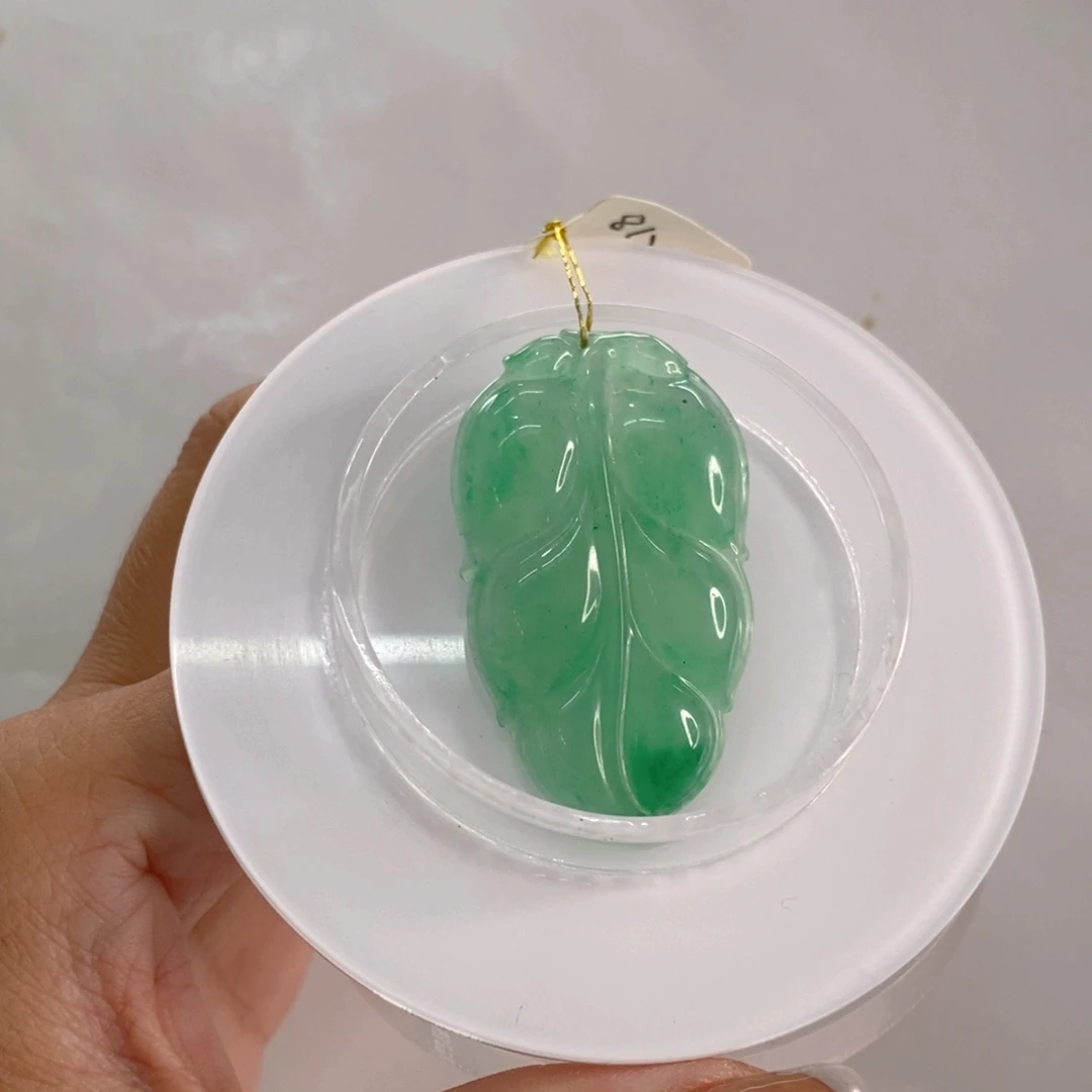 小***丫颈饰未镶嵌石英质玉