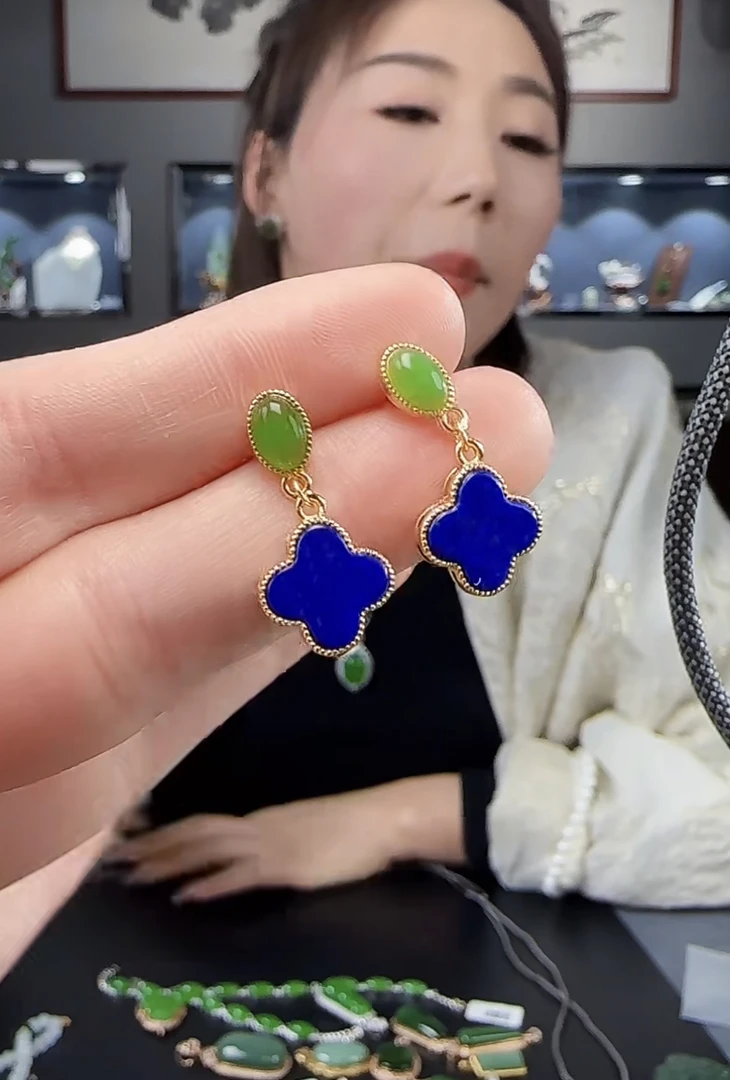 青金石耳钉s925。