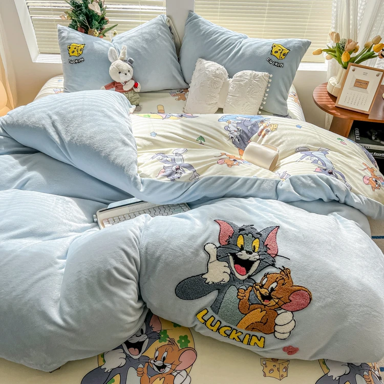ZQ 8977 牛奶绒毛巾绣床单四件套 猫先生和鼠小弟-天蓝