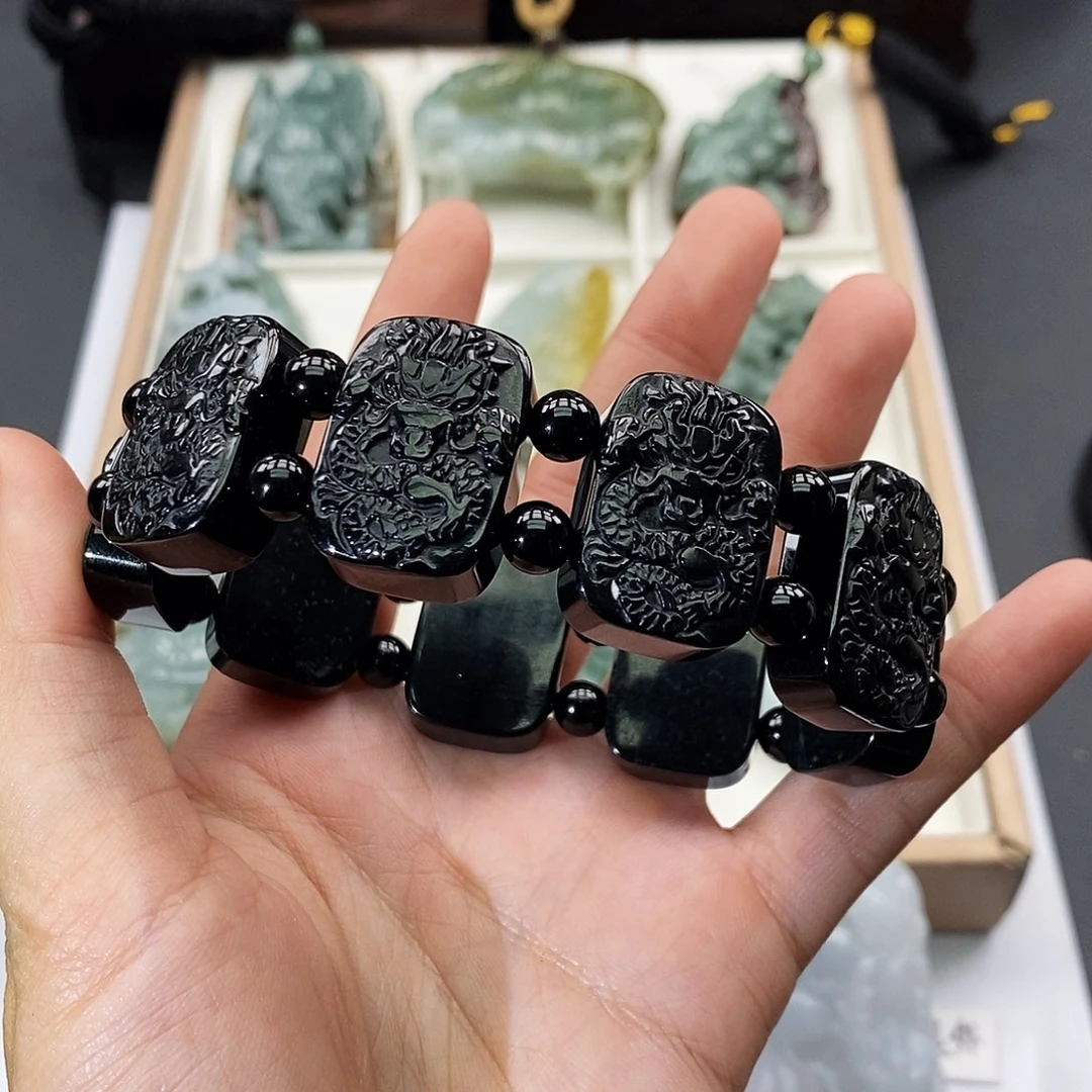 翡翠未镶嵌颈饰缅甸翡翠a货  九龙手牌