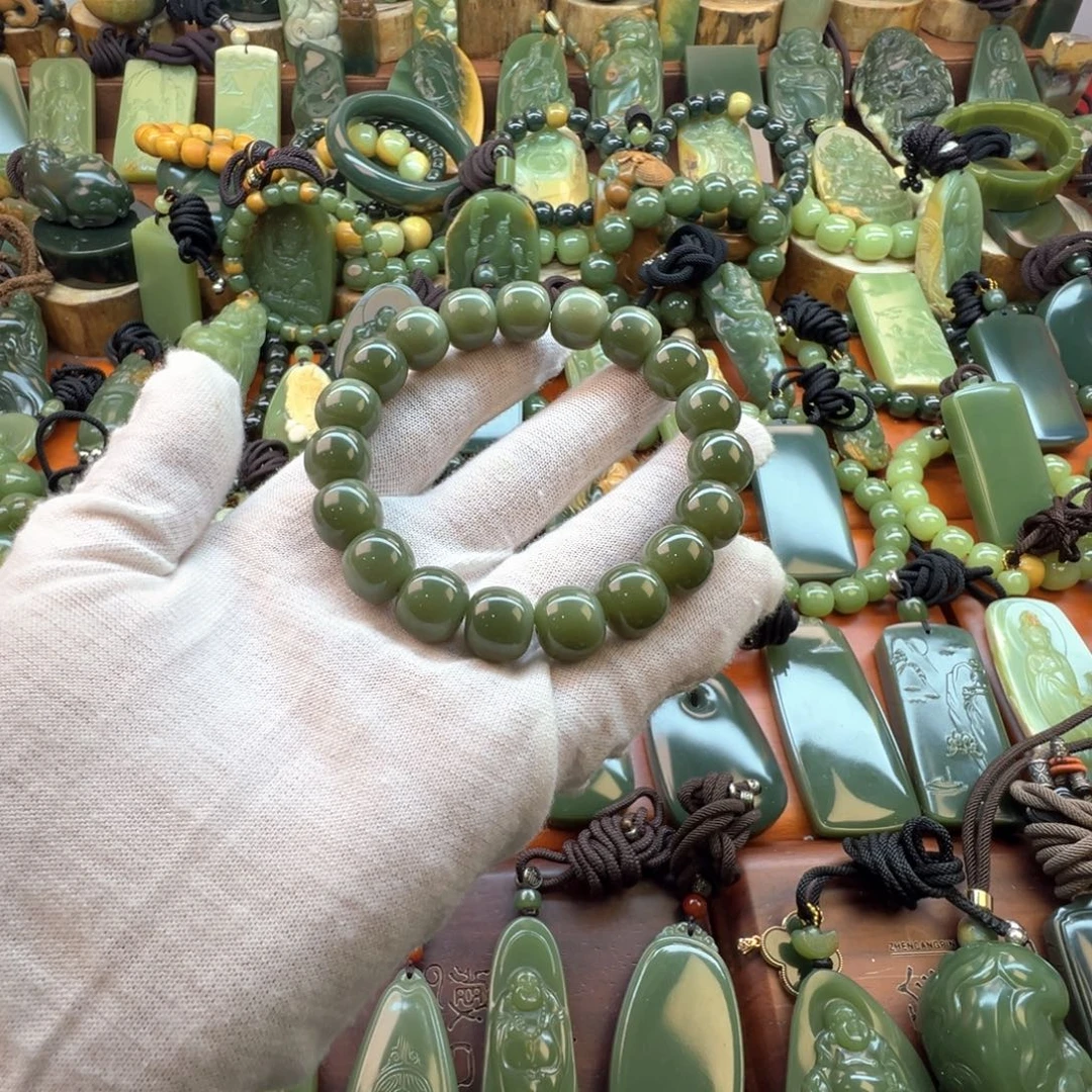 Z***r岫岩老玉（透闪石质玉）未镶嵌手链