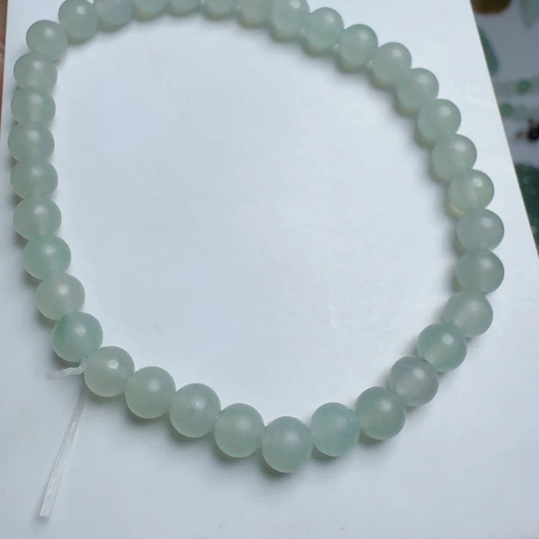 定制翡翠未镶嵌手串