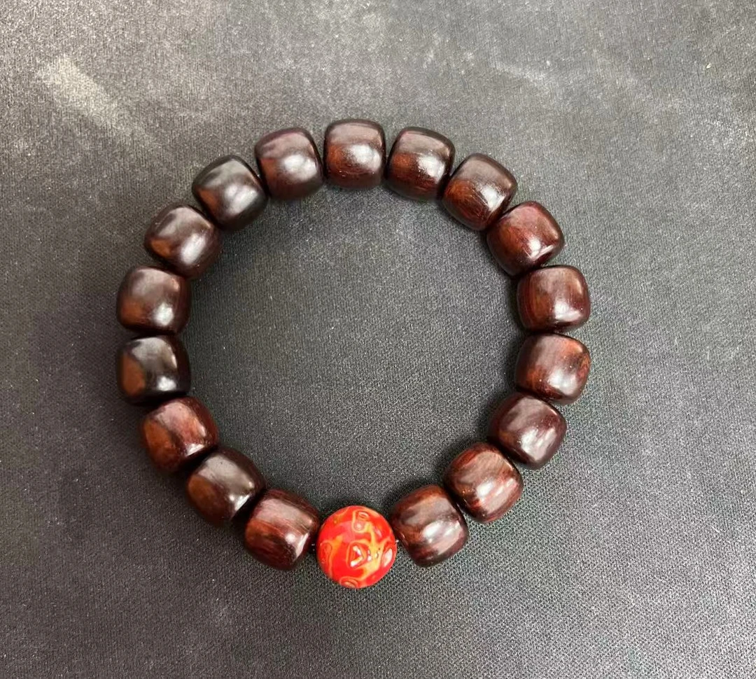精品手串  7777