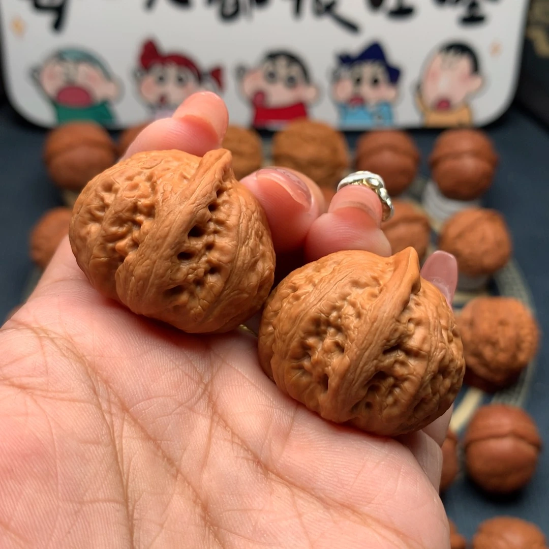 文玩核桃把件罒****辛核桃