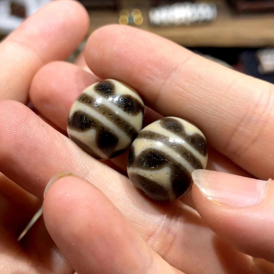 玛瑙/玉髓颈饰未镶嵌虎*