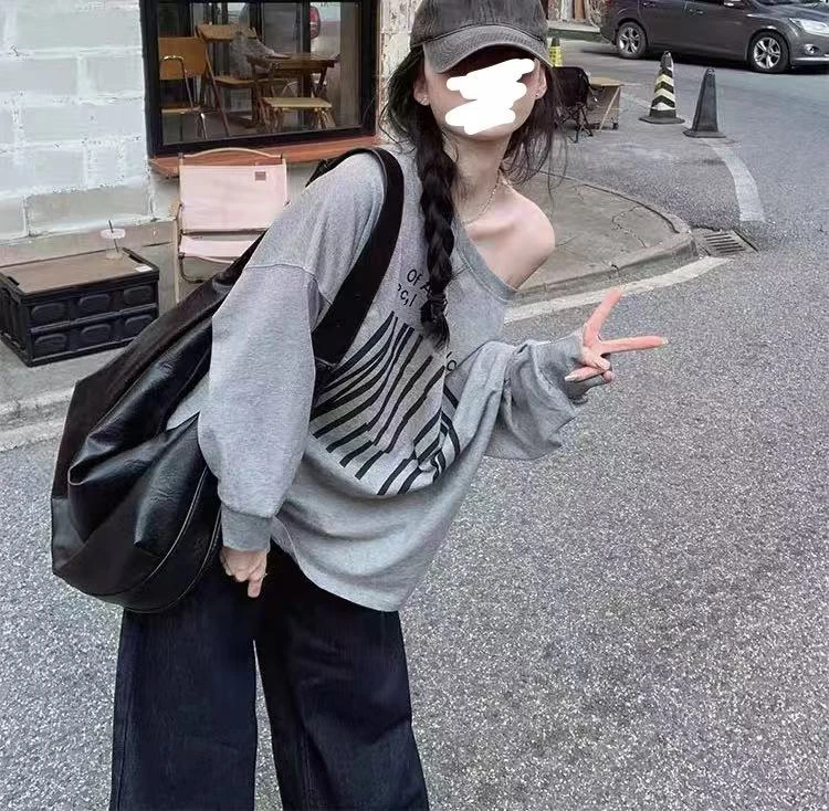 [胖鹅张] 慵懒氛围感斜肩长袖上衣 #0236[实物以直播间展示为准]