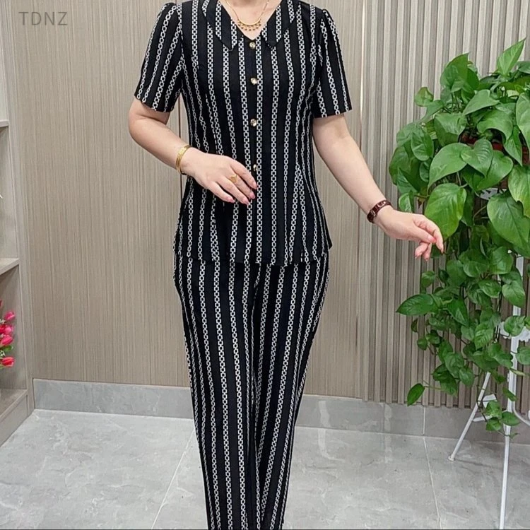 妈妈夏装新中式条纹套装中老年女短袖T恤大码奶奶上衣裤子两件套