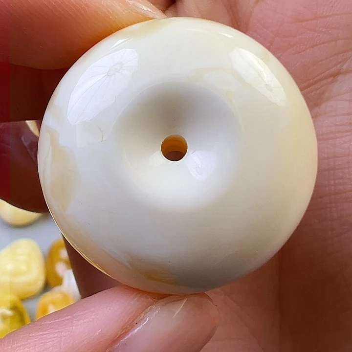 蜜蜡颈饰未镶嵌蜜蜡