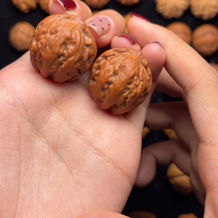 吊坠文玩核桃粗筋霸王龙