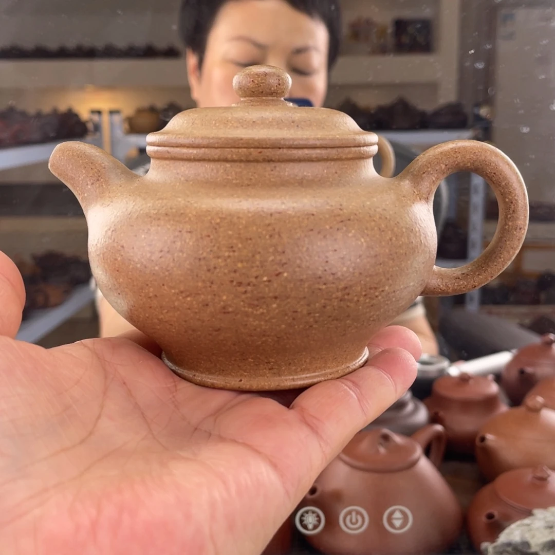 紫砂茶壶葵黄段掇只230cc左右