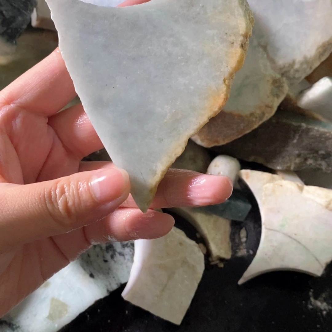 翡翠未镶嵌颈饰天然翡翠