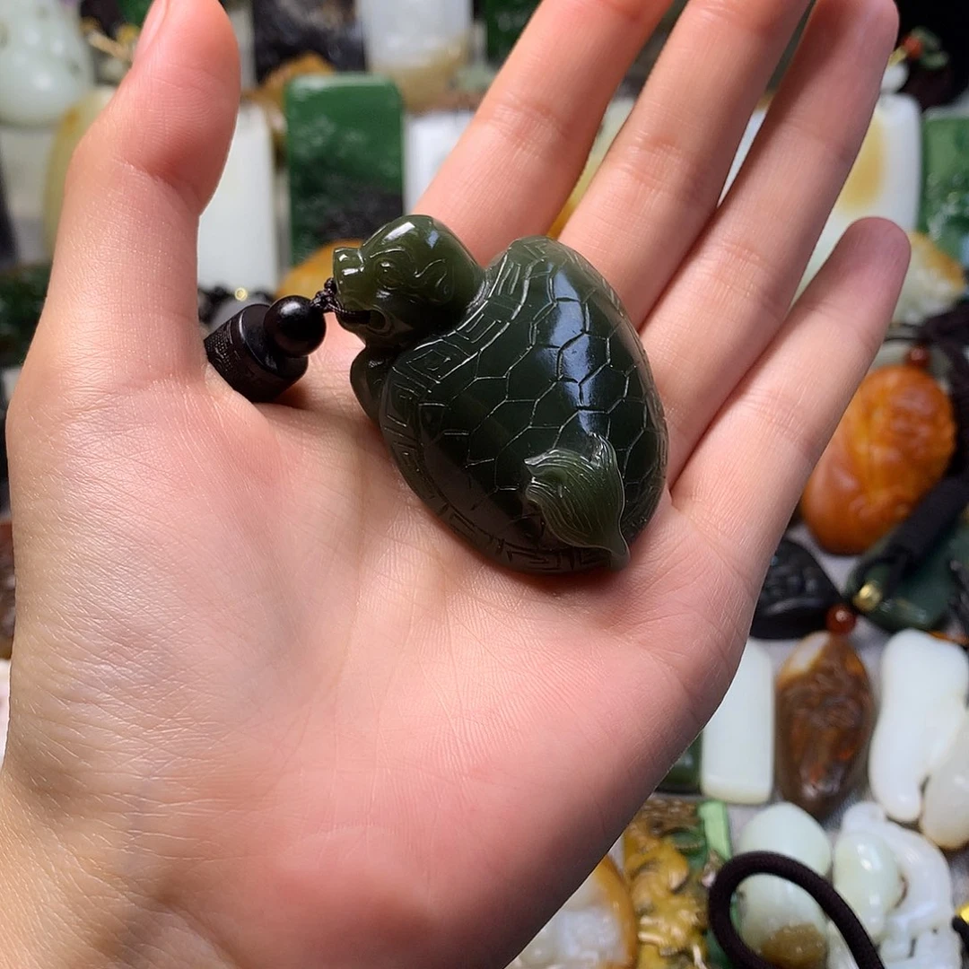 未镶嵌和田玉挂件