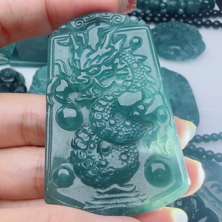 翡翠未镶嵌颈饰多样性发货天然A货翡翠