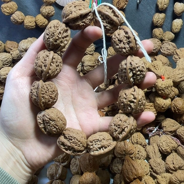 文玩核桃吊坠小*虎头手串