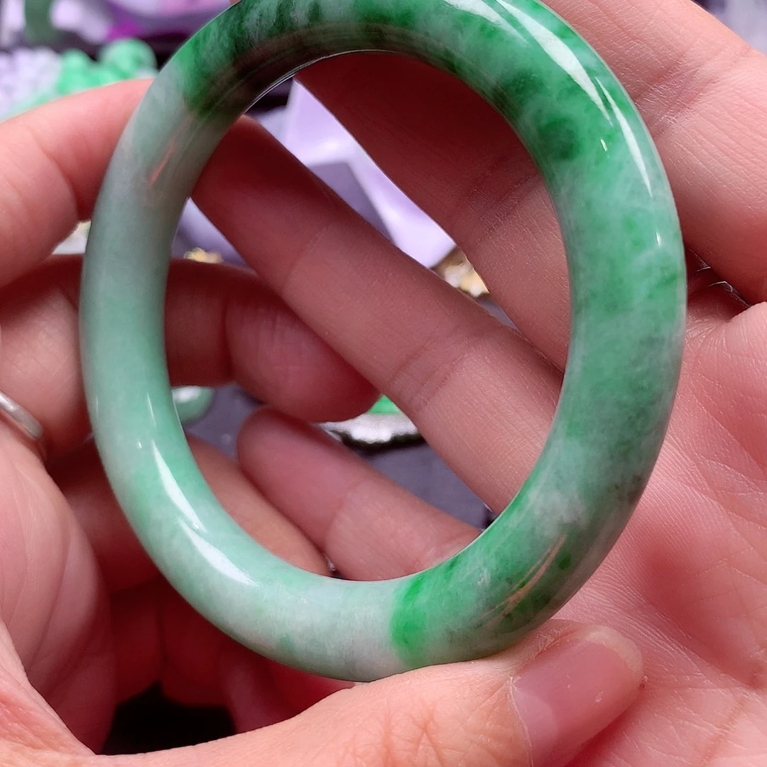翡翠未镶嵌手镯翡翠