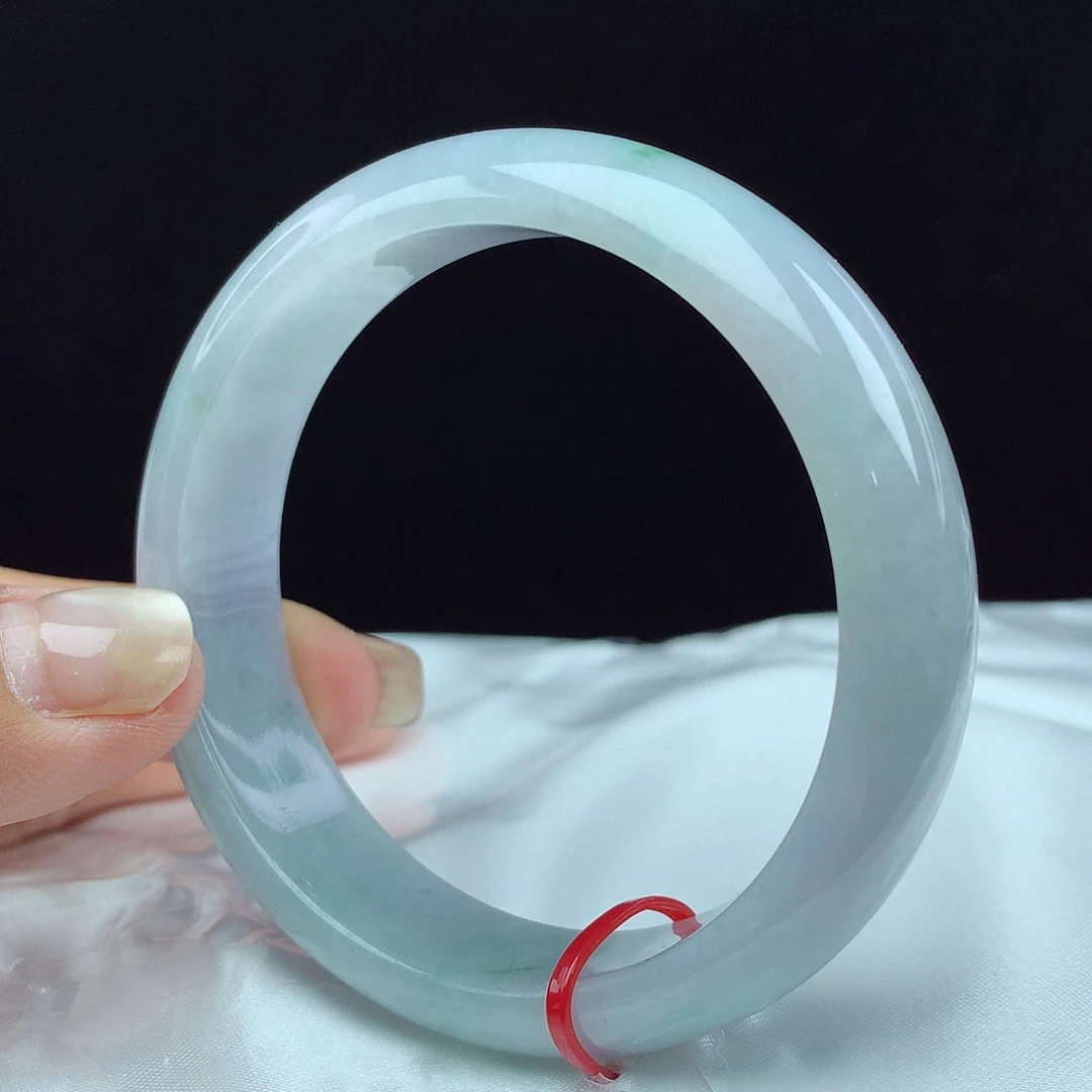 翡翠手镯未镶嵌56圈 0229