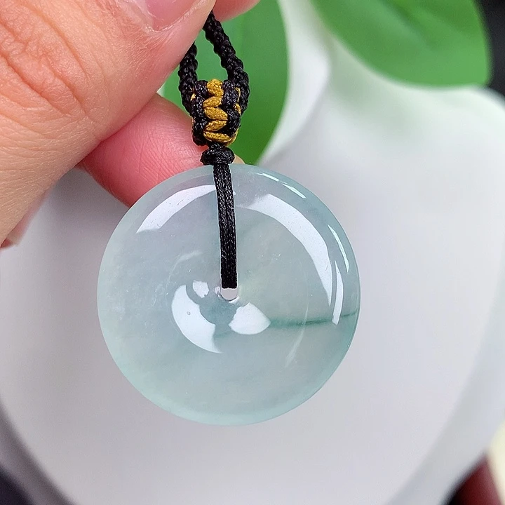 颈饰未镶嵌翡翠平安扣 28x4.6mm