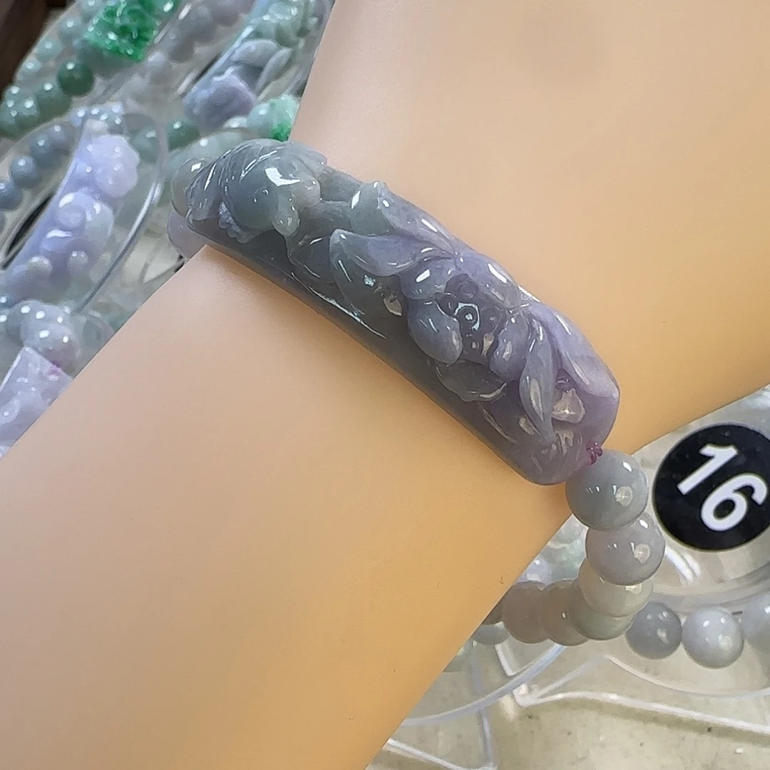 翡翠未镶嵌颈饰手牌50567