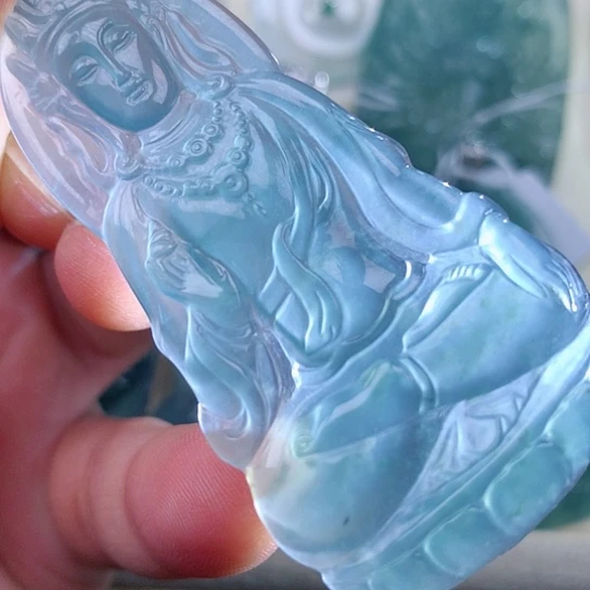 【闪购商品】翡翠颈饰18K金镶嵌天然翡翠