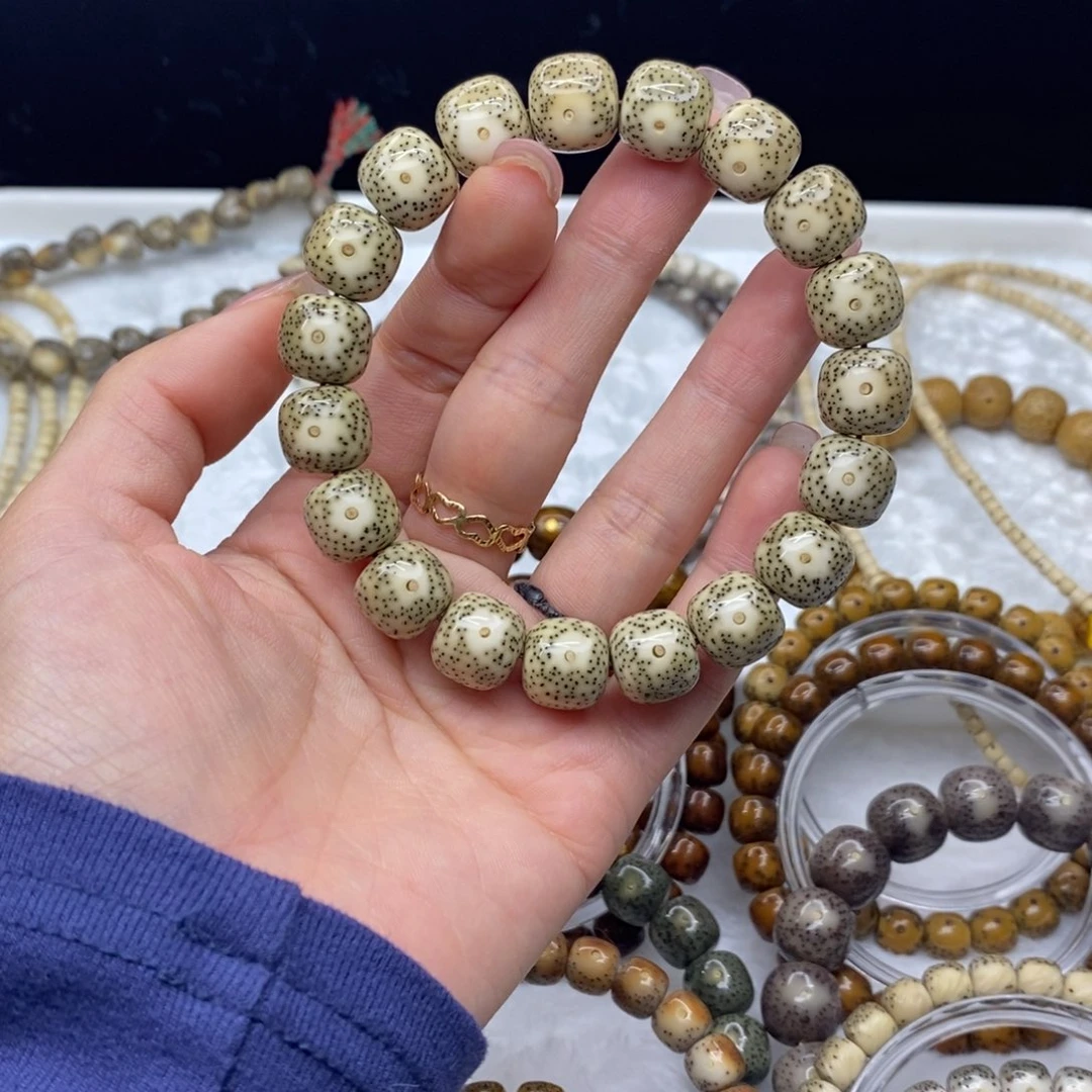 星月菩提吊坠12.5青花大眼