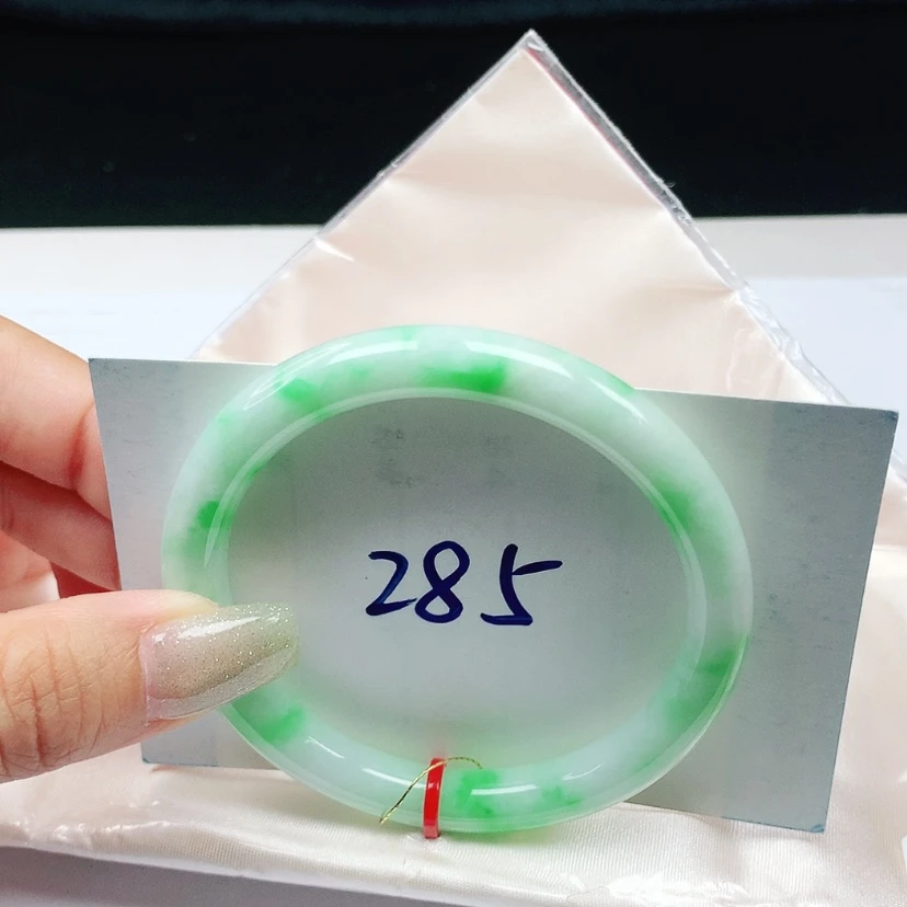 【闪购商品】翡翠手镯未镶嵌 圆条54+