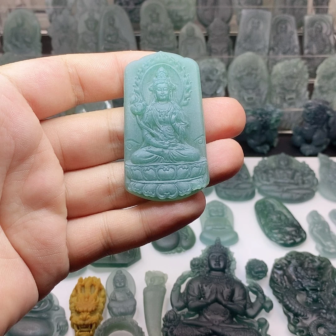 定制翡翠未镶嵌大势至