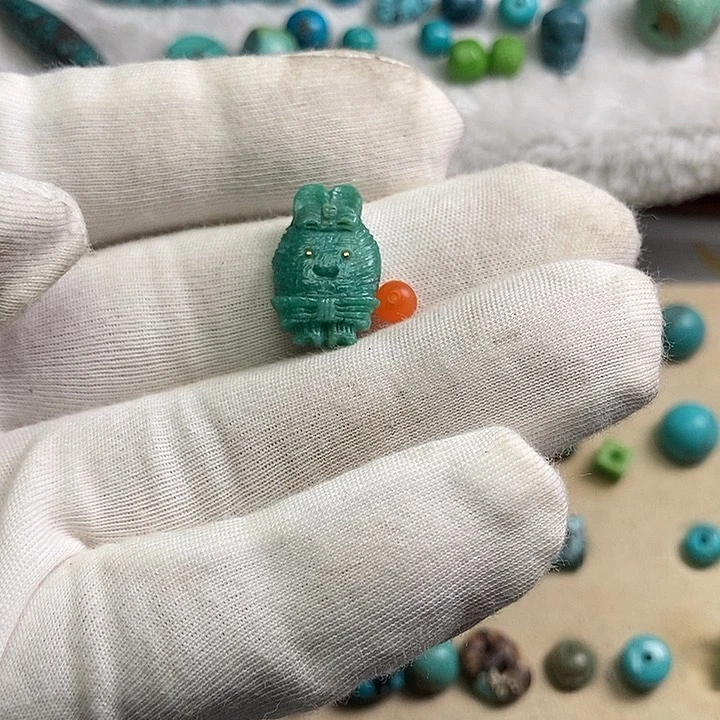 颈饰未镶嵌南红玛瑙