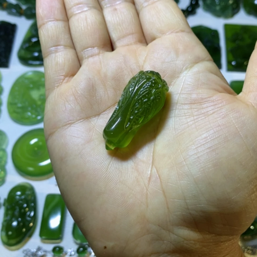 【闪购商品】未镶嵌蛇纹石玉颈饰