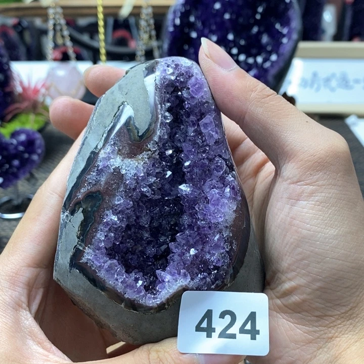 水晶未镶嵌大型摆件（非配饰）