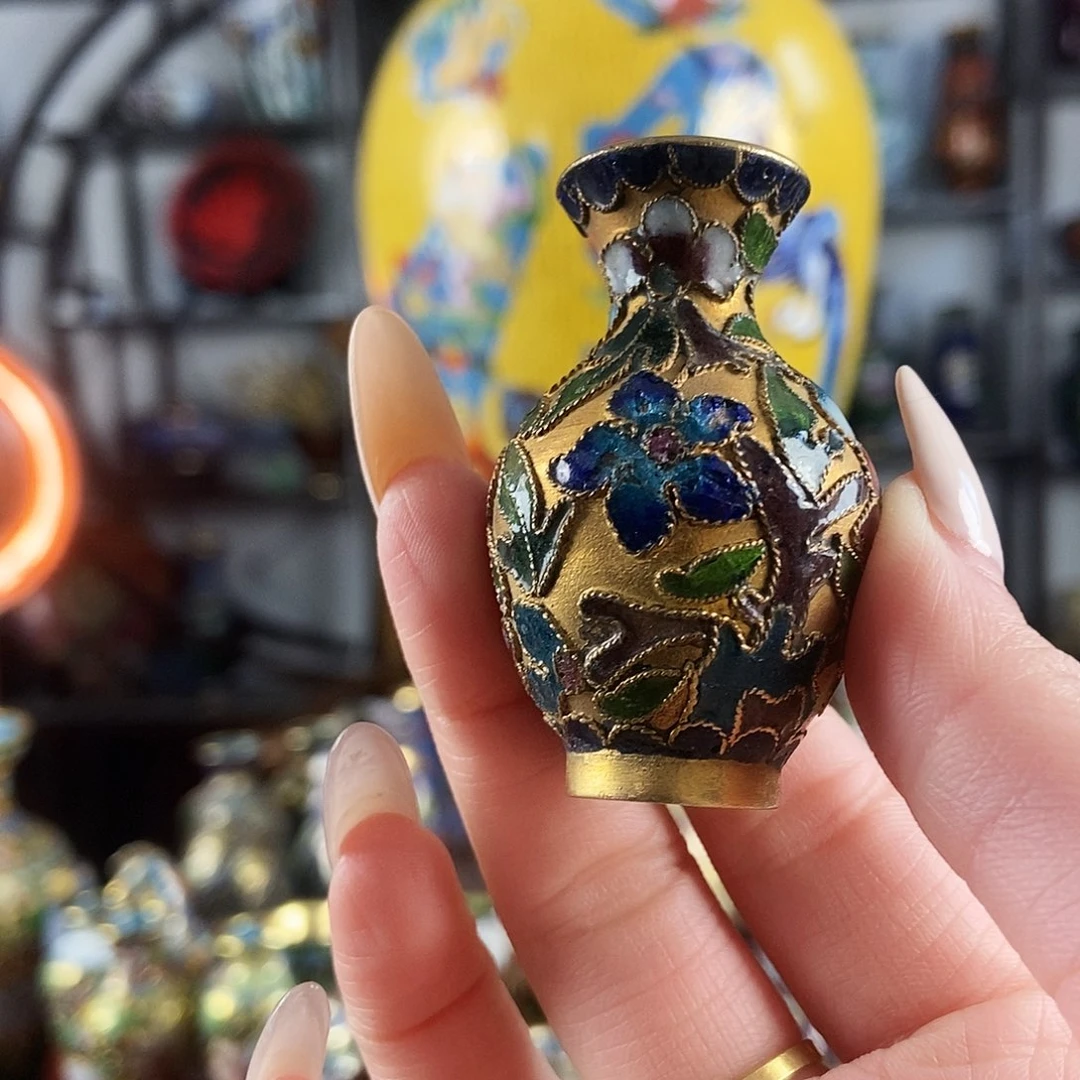 茶***语铜花丝金地小瓶子（微瑕放漏