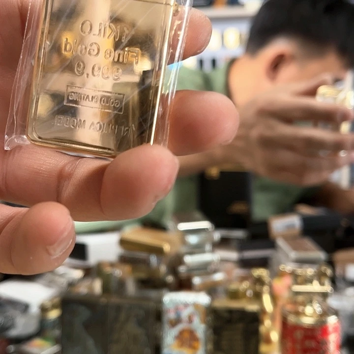 佐罗z611小金砖煤油打火机