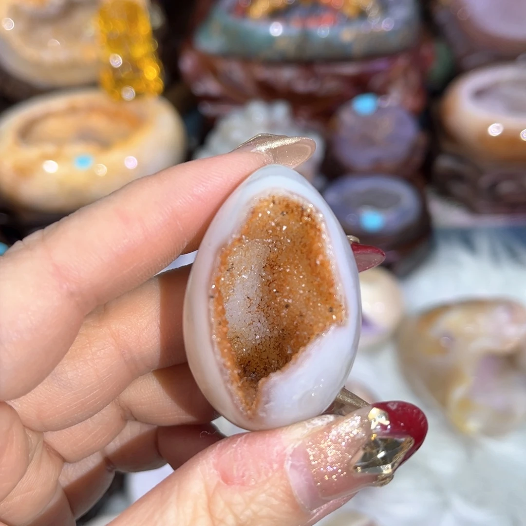 紫晶大型摆件（非配饰）未镶嵌知***?