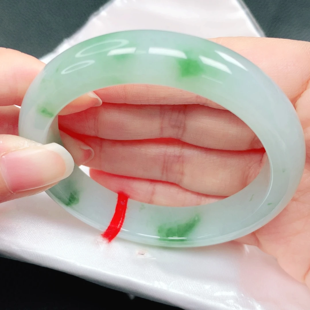 翡翠未镶嵌手镯54圈