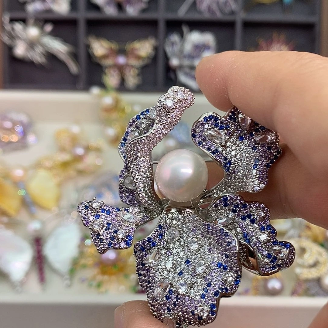 合金胸针淡水珍珠高定宠粉