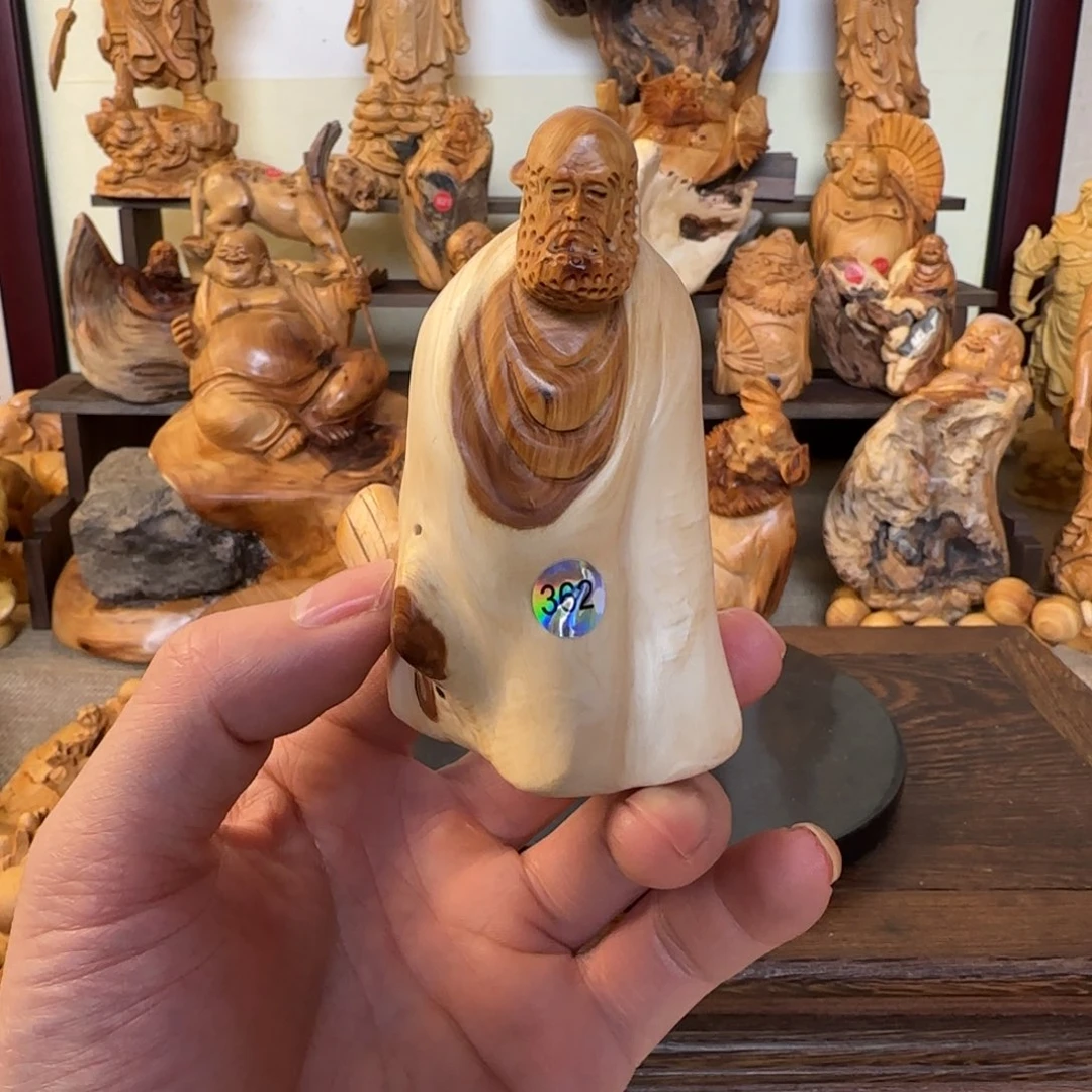 崖柏小木匠艺雕一物一拍