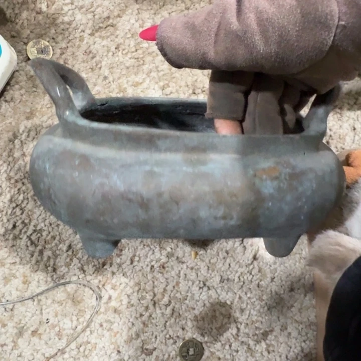 沉***握铜器物品理性消费