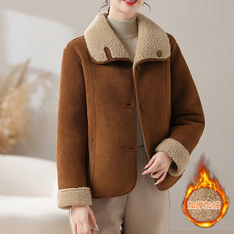 妈妈冬装加绒外套加厚保暖仿皮毛一体大衣中老年女洋气短款颗粒绒