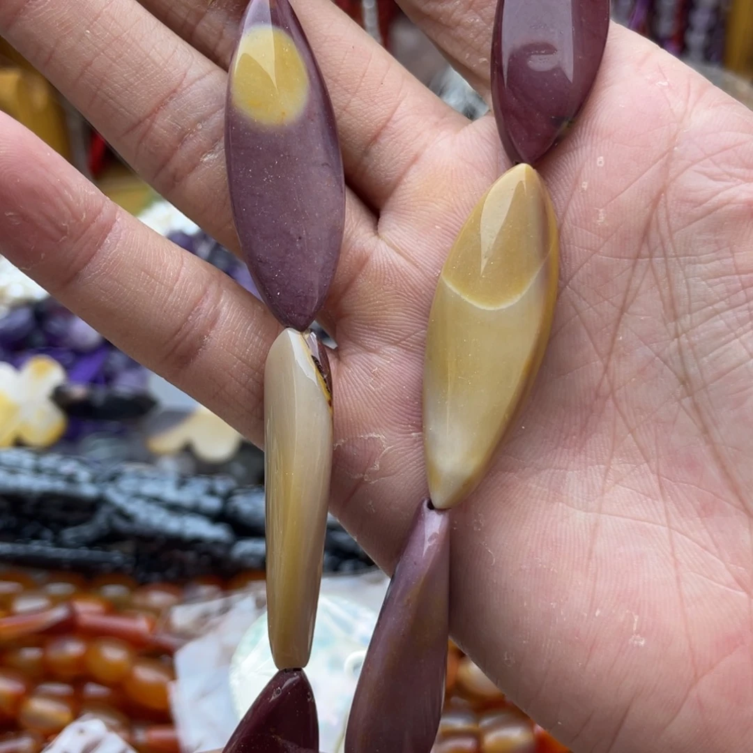 未镶嵌玛瑙/玉髓珠宝半成品蛋黄石扭扭珠1条卡15*44