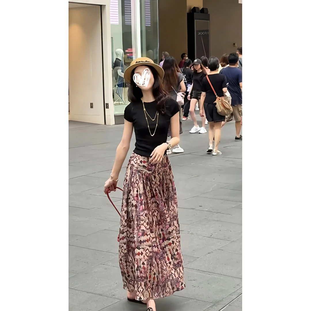 温婉大方衣服2025新款时尚夏季气质显瘦黑色针织衫复古浪漫半身裙