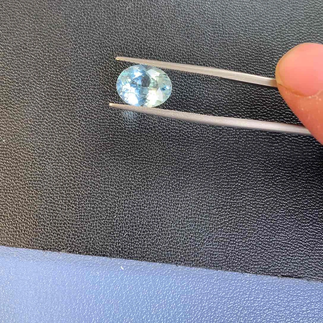 海蓝宝石笔搁未镶嵌2.32 圣玛利亚