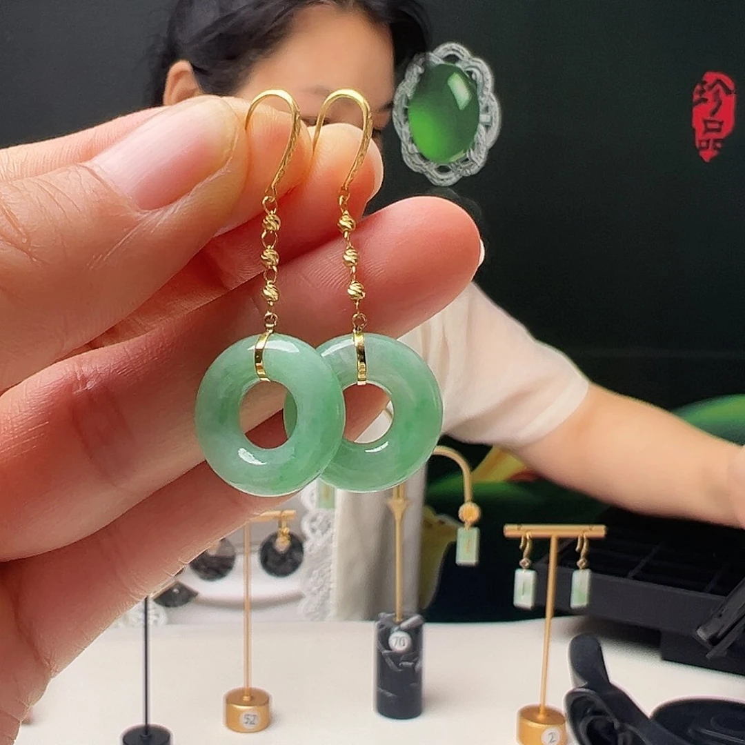 翡翠18K金镶嵌耳饰天然翡翠