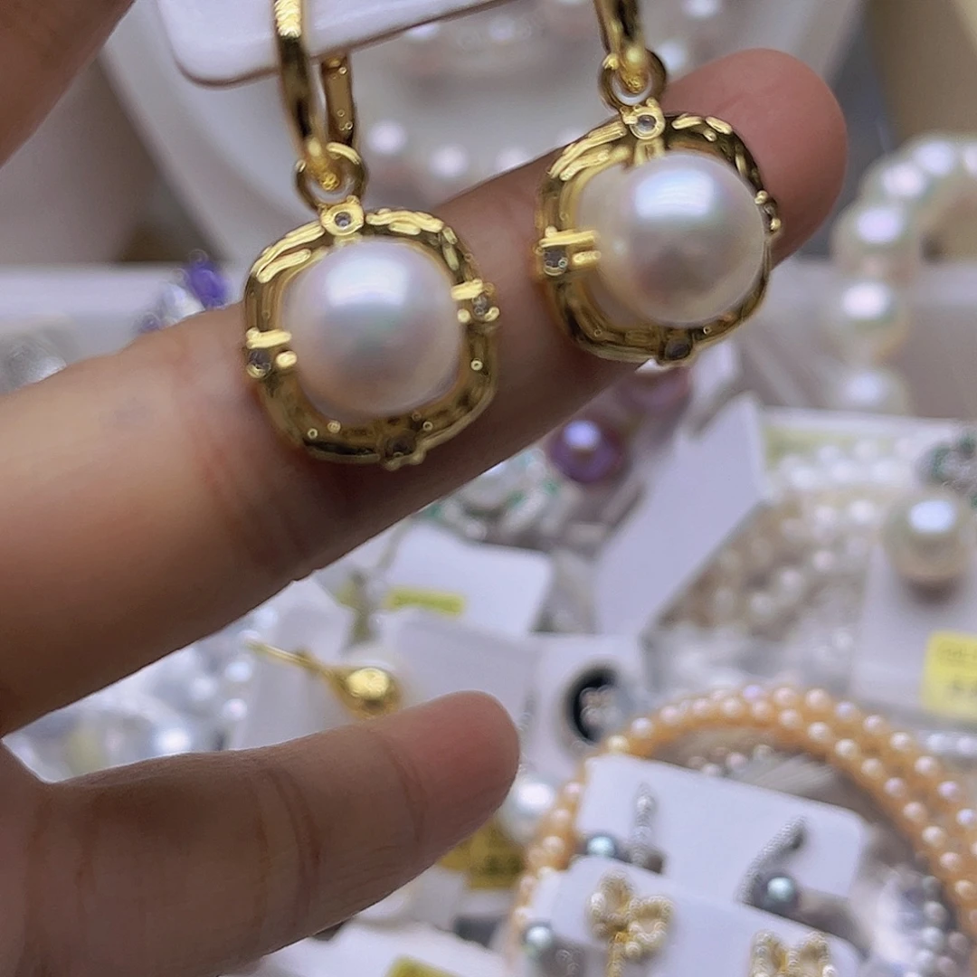 吊坠或者耳钉未镶嵌淡水珍珠