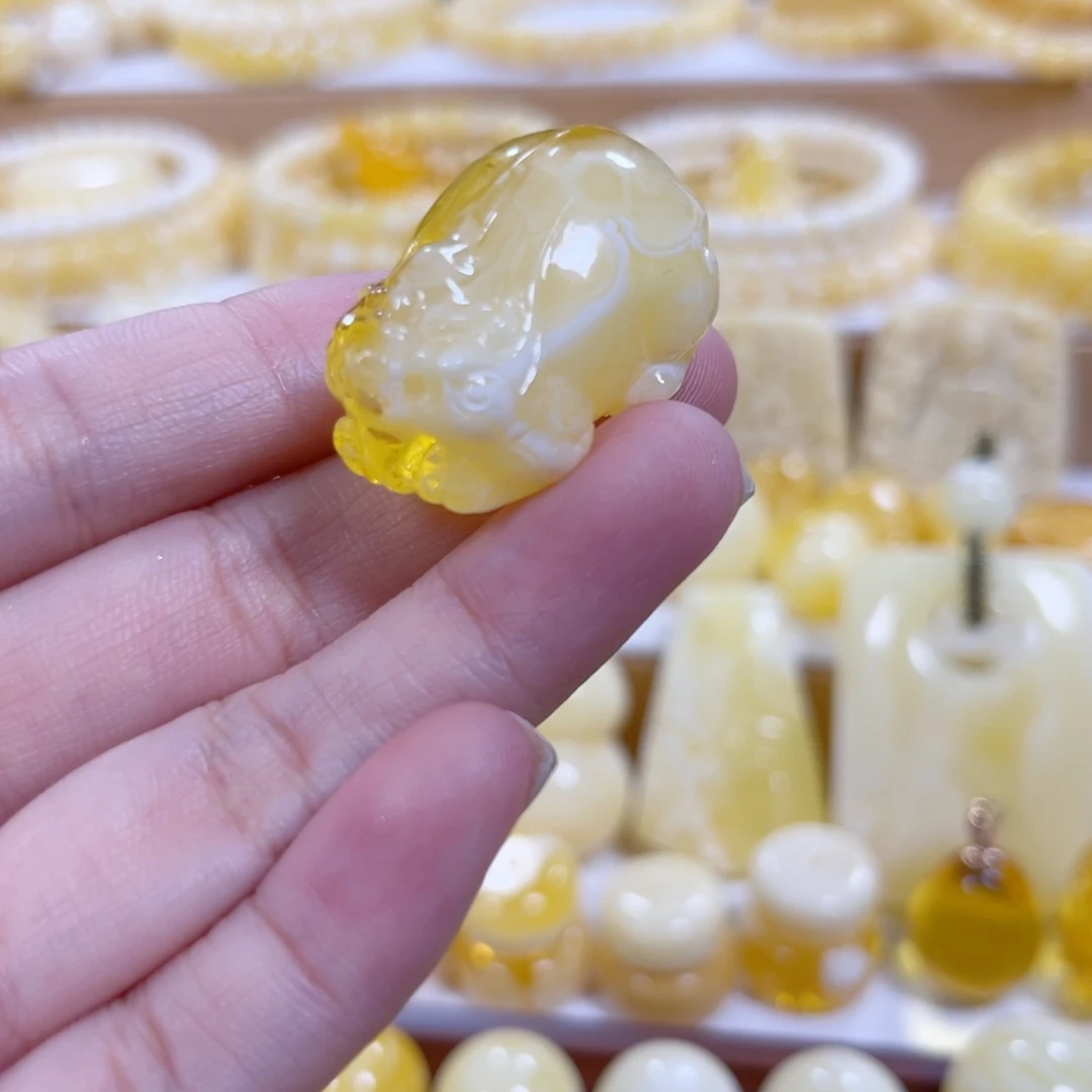 琥珀颈饰未镶嵌天然蜜蜡