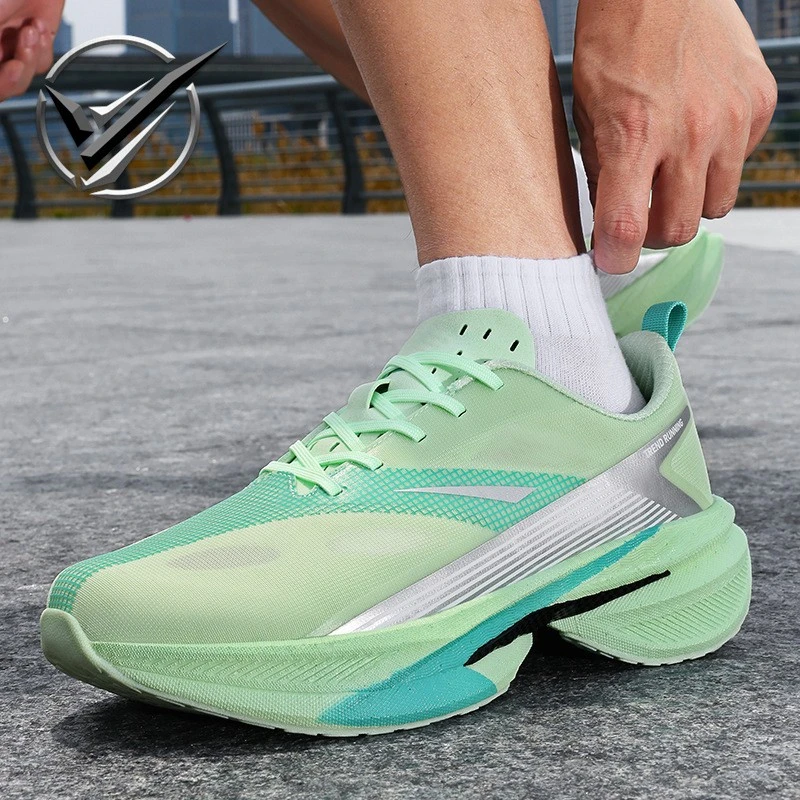 飞影3运动男鞋夏季轻便防滑跑步网面鞋透气软底减震青年休闲鞋