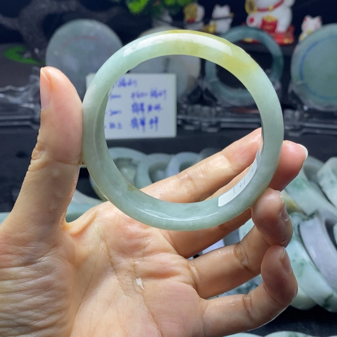 回***忆定制翡翠未镶嵌手镯