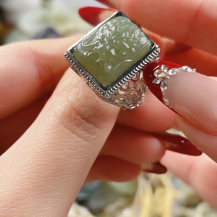 未镶嵌和田玉挂件