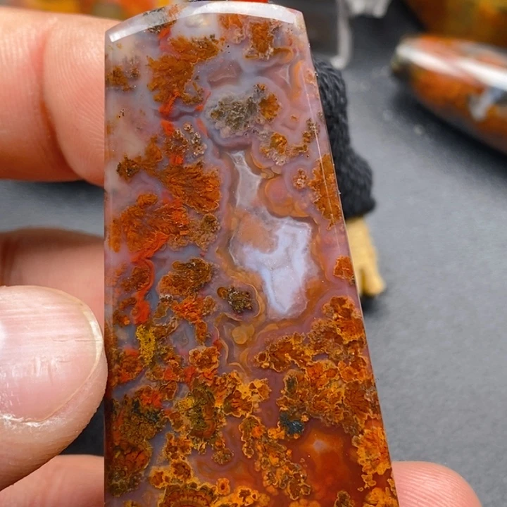 玛瑙/玉髓颈饰未镶嵌龙****双