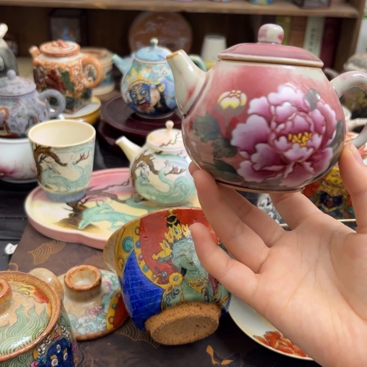 微瑕景德镇手工手绘制作